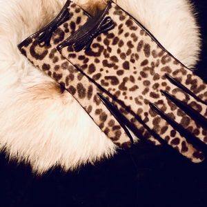 Authentic Coach Leopard Leather Gloves